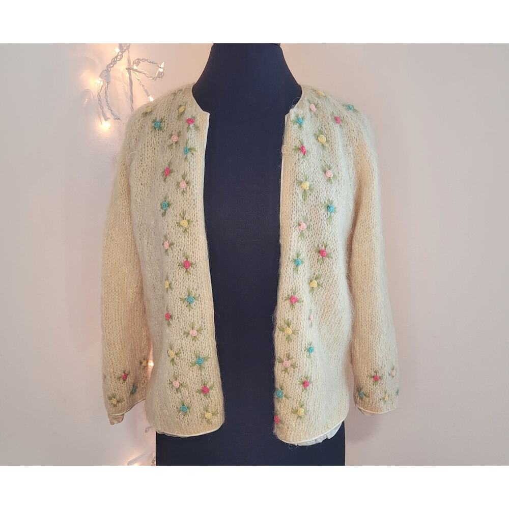 VTG 60s Cyn Les Mohair Wool Cardigan Cream Rose Embroidered Retro Cottagecore